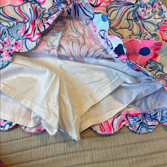 Lilly Pulitzer Blue and Pink Floral Skirt Skort 14 
Pockets!! Shorts! - Picture 7 of 14